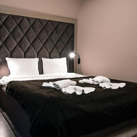Holiday Apartment 7 Hisarya Bagian luar foto